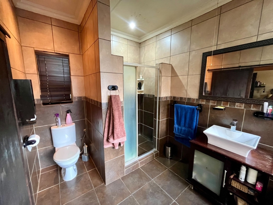 3 Bedroom Property for Sale in La Hoff North West